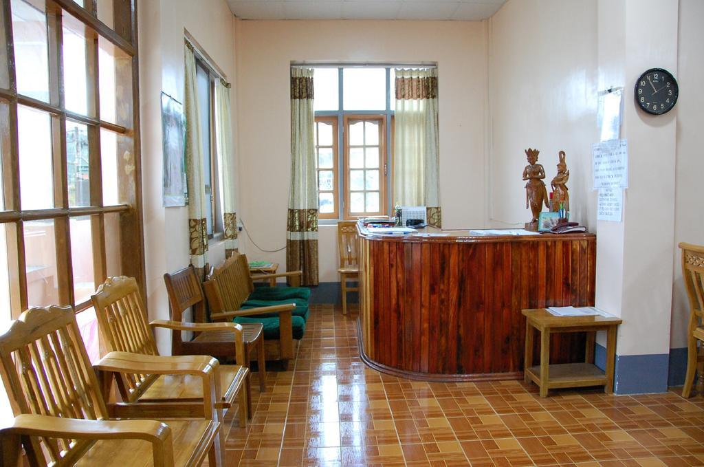 Dormitory @ Golden Kalaw Hotel Exterior photo