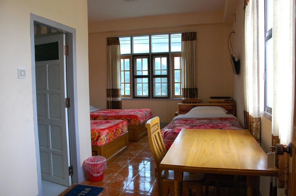 Dormitory @ Golden Kalaw Hotel Exterior photo