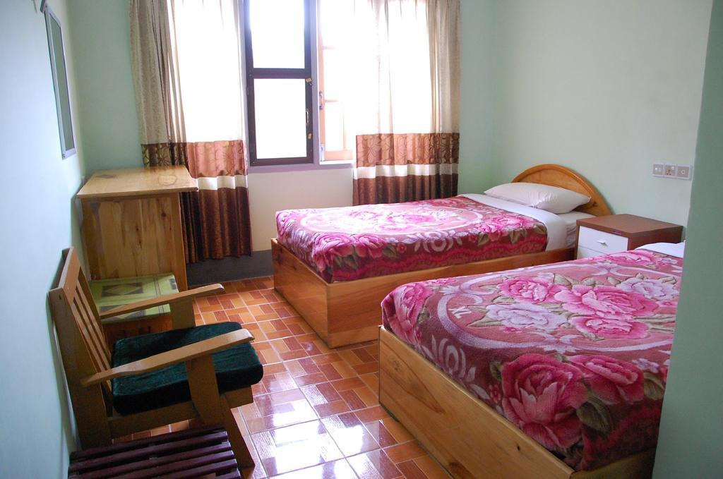 Dormitory @ Golden Kalaw Hotel Exterior photo